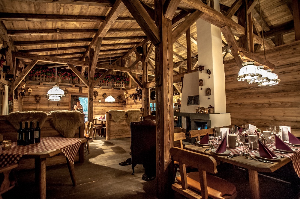Öventhütte Uhrenstube