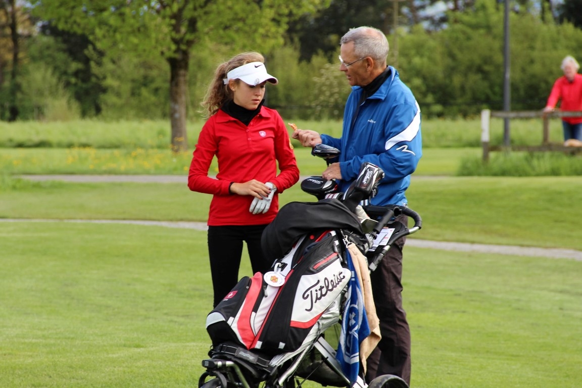 ASGI Swiss Ladies Open 2016 Chiara Tamburlini mit Caddy