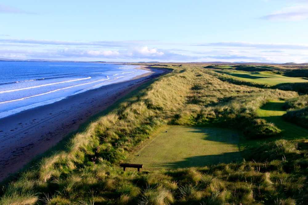 The Machrie Hotel & Golf Links hat sich mit den Dundonald Links zusammengetan